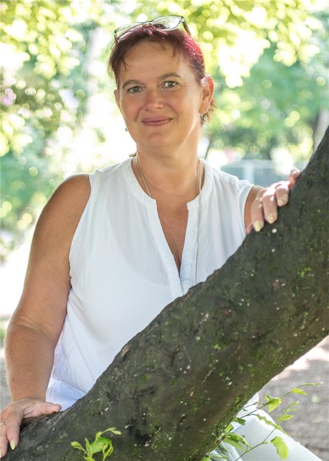 Yvonne Repa